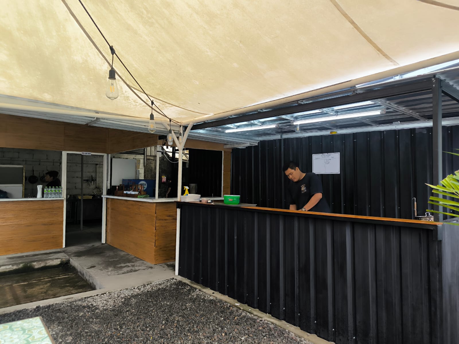 Foto 8 proyek Garasi Steak